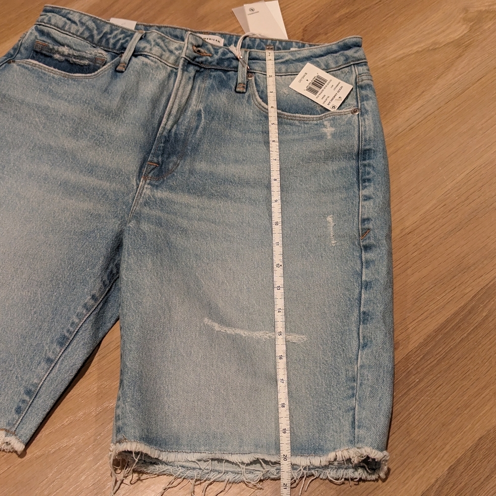 New With Tags! Good American 90’s Bermuda Shorts. Size 4/27 - fits US6 - Picture 4 of 7